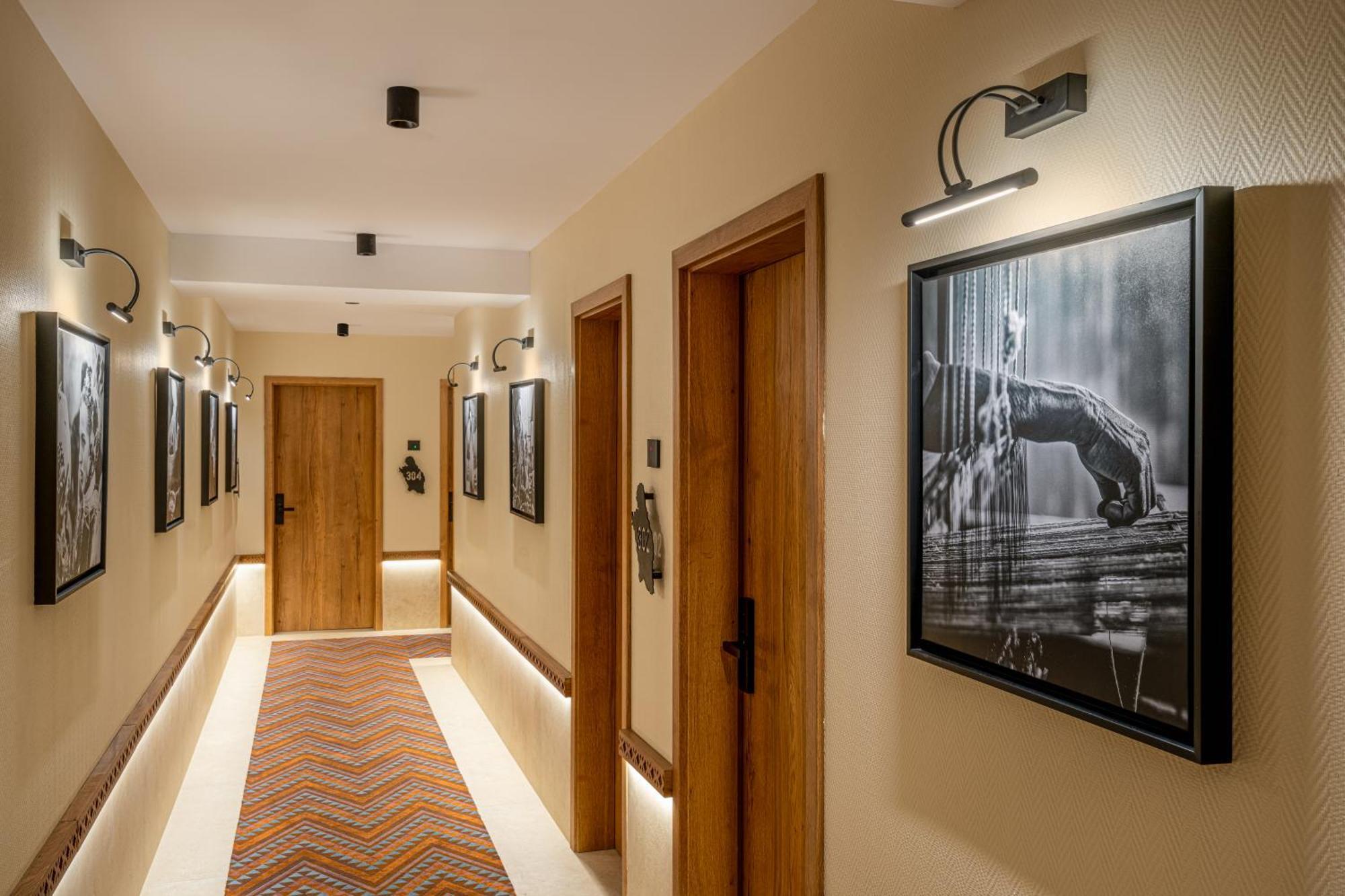 Hotel Valedor Boutique & Spa Busteni Exterior photo